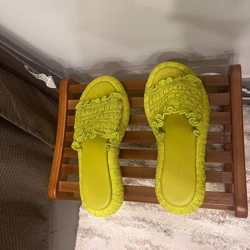 Charles & Keith Green Platform Sandals with Textured Design